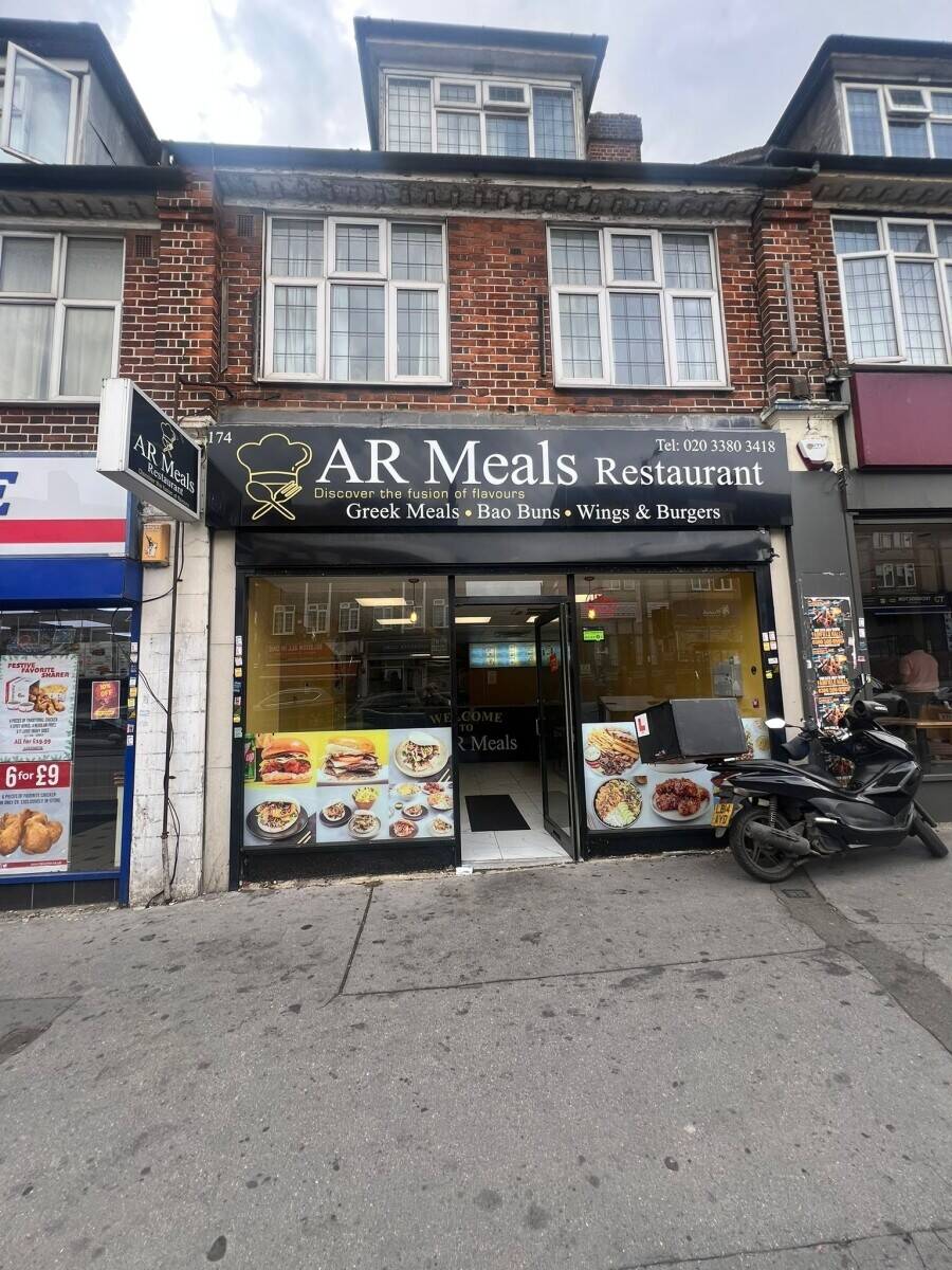 Fully Equipped Greek Restaurant Takeaway - Prime Croydon Location