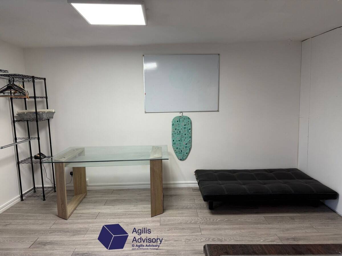 PRICE REDUCED! Prime Barber Shop Opportunity in the Heart of Banbury