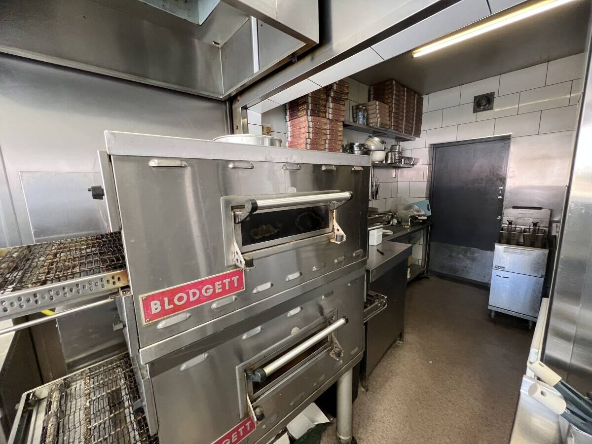 Established and Thriving Pizzeria For Sale &ndash; Hartlepool Photo 13