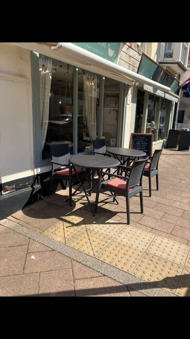Plant based cafe for sale in teignmouth Devon