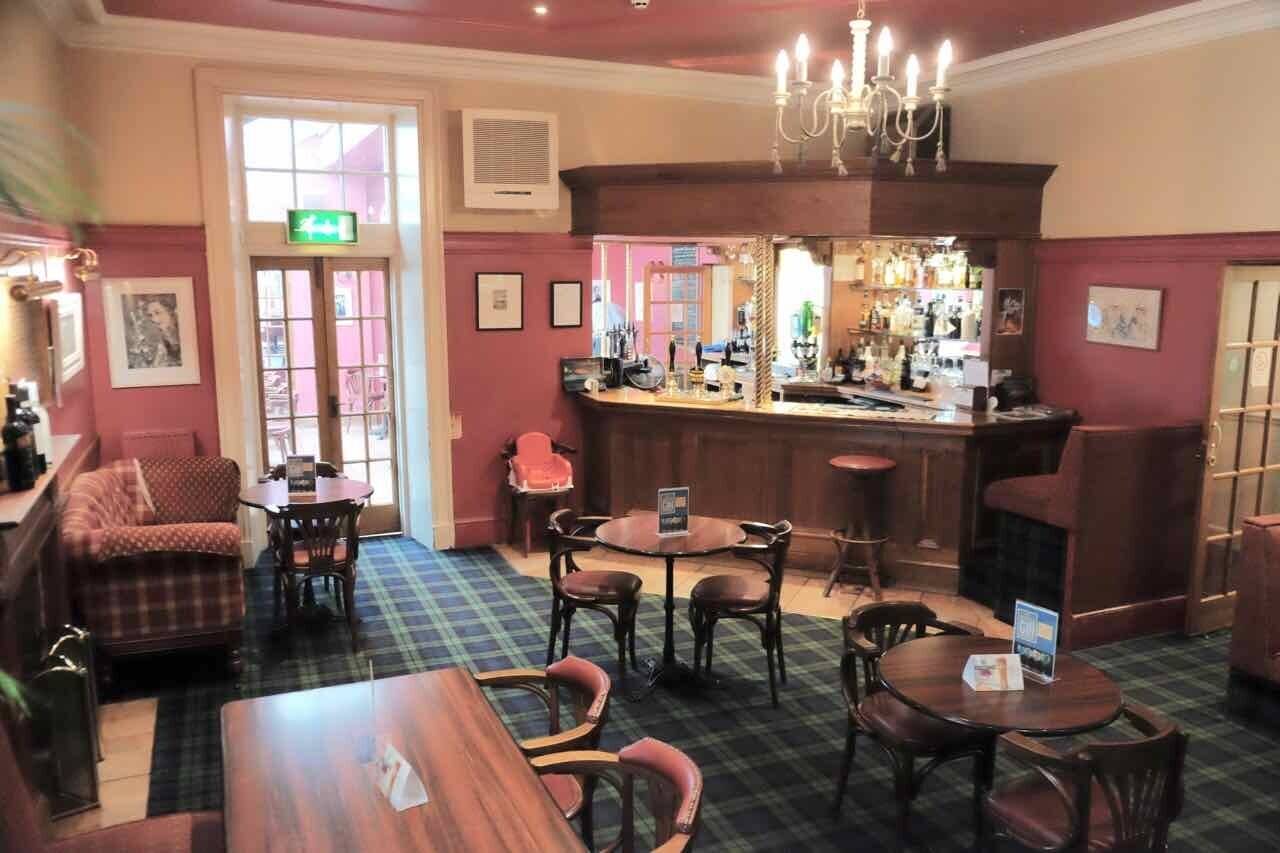 Established 4 star market town hotel, with connections to 