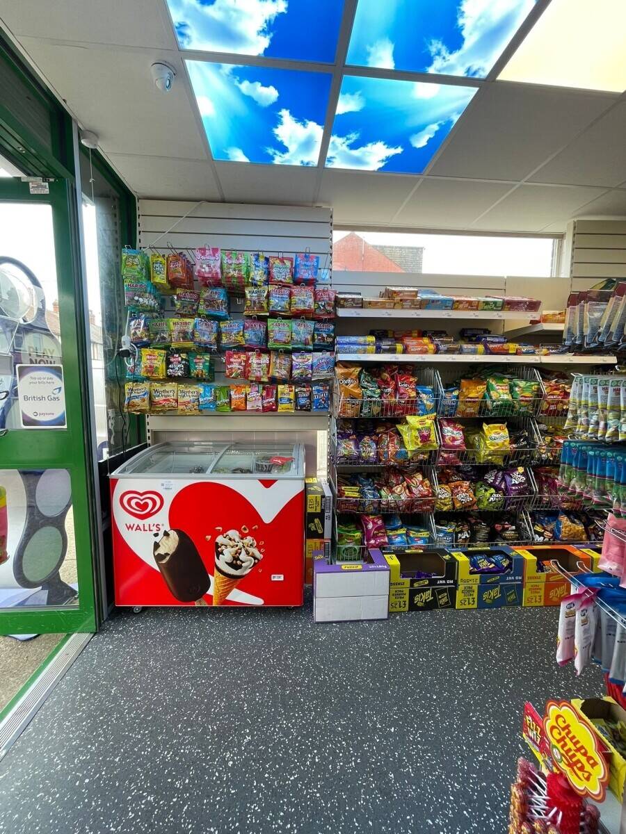 Convenience Stores  for Sale in Great Yarmouth  & 3BhK House
