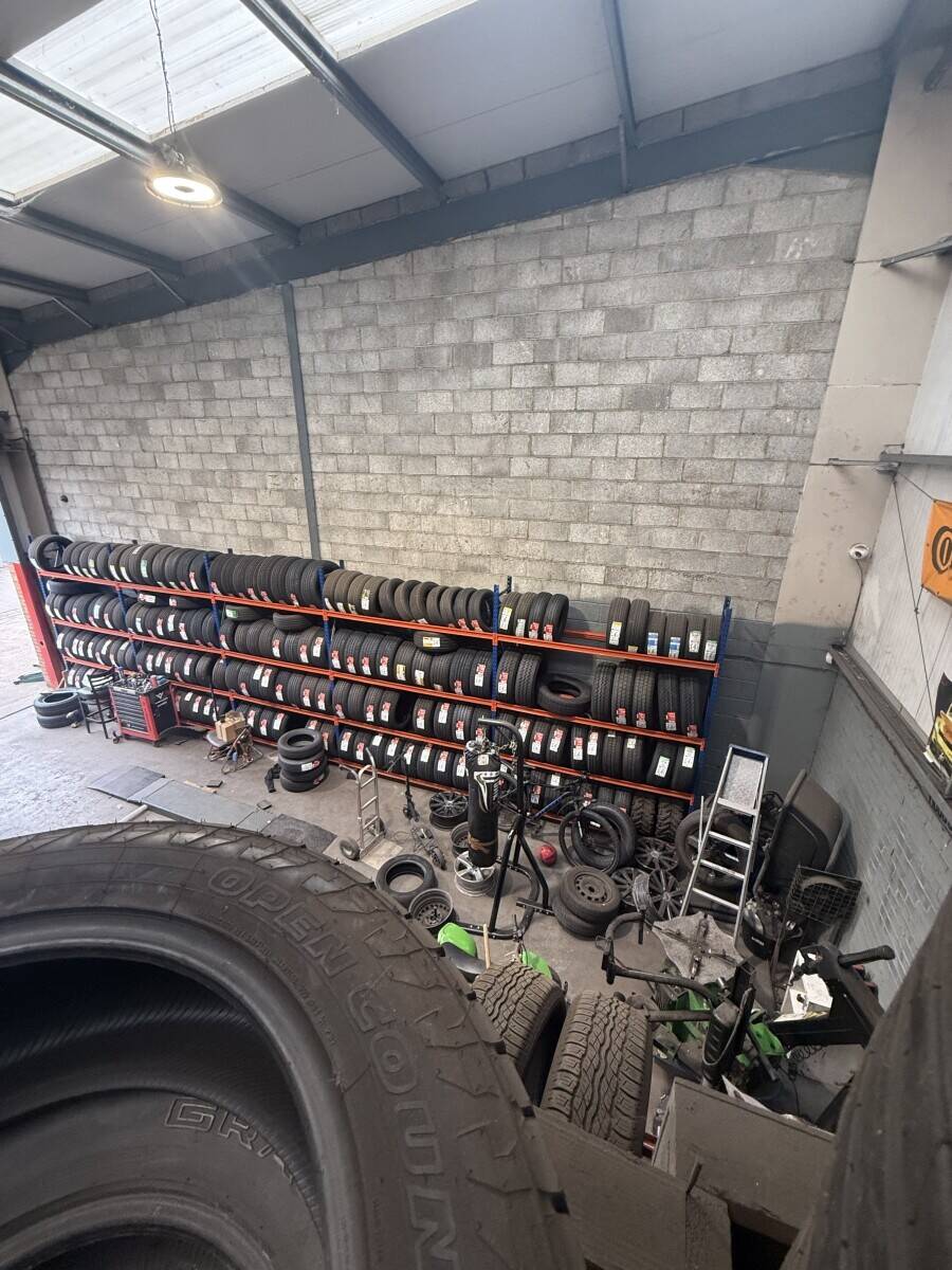 The Tyre Clinic, Hull. Photo 13