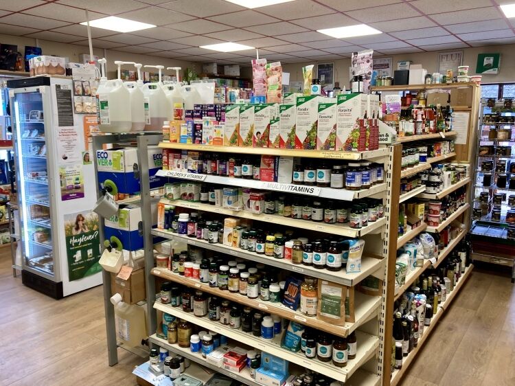 WHOLEFOOD/HEALTHFOOD STORE & THERAPY ROOMS Photo 13