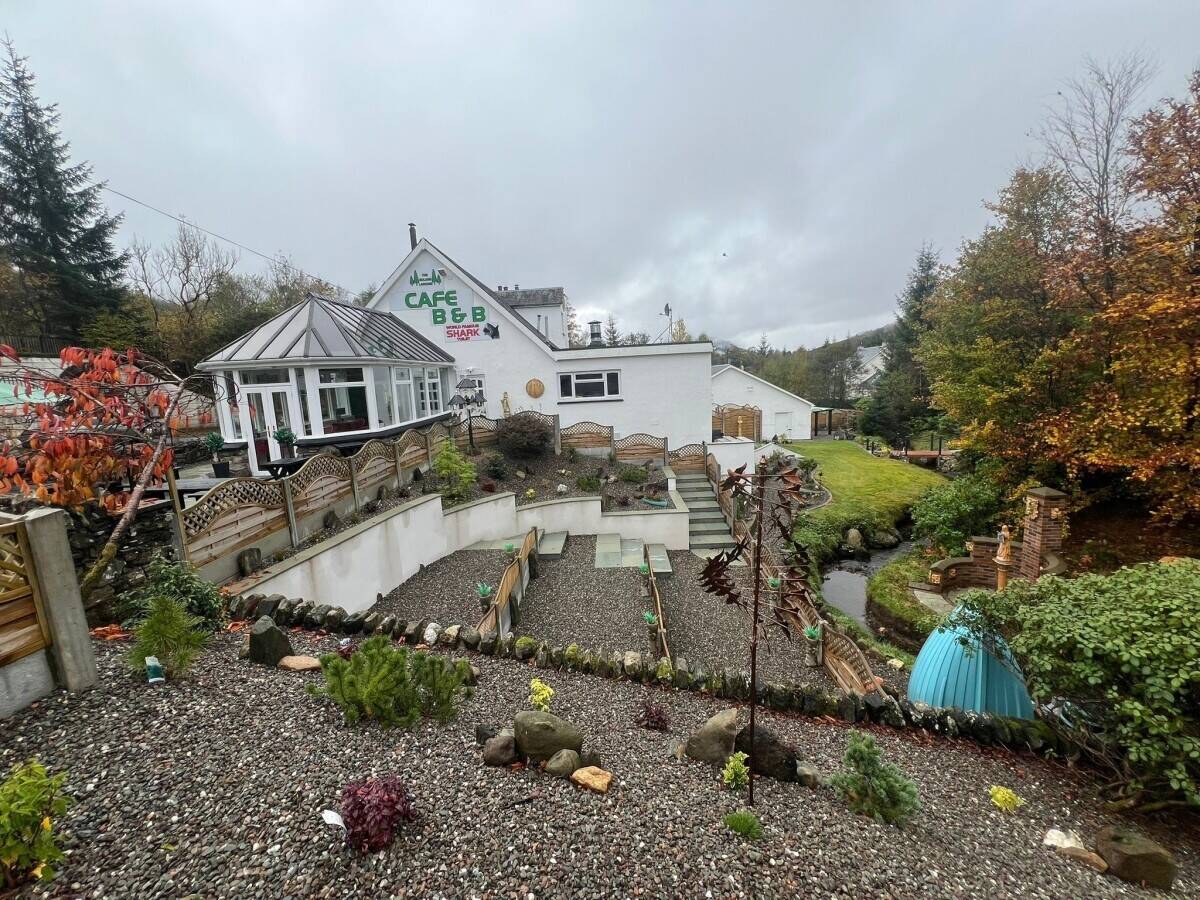An Extremely Well-Run Cafe Business with 2 Letting Rooms and 2-bedroom Owners Accommodation Ref 1776