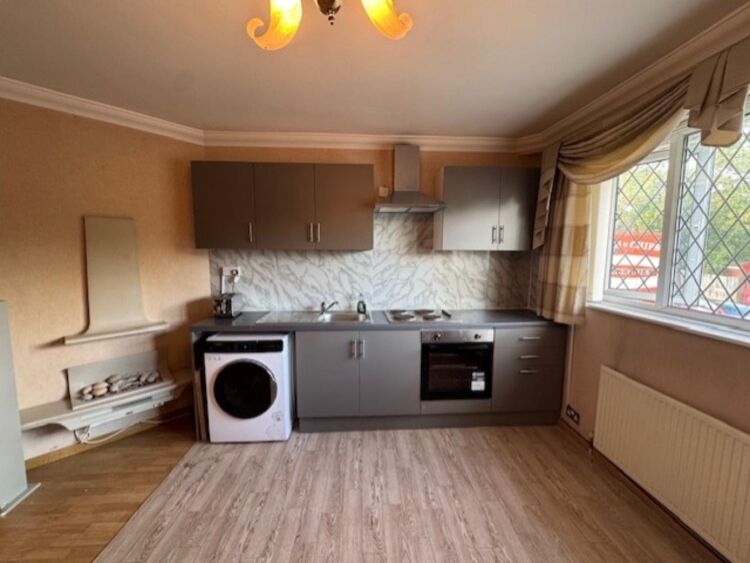 Leasehold Or Freehold Fish & Chip Takeaway Located In Great Barr