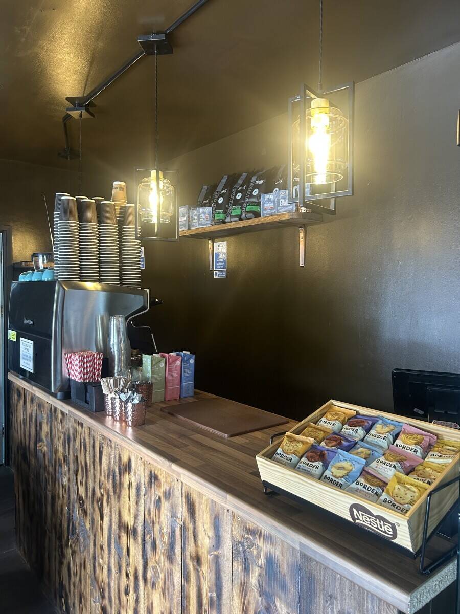 Brew house coffee shop Photo 12