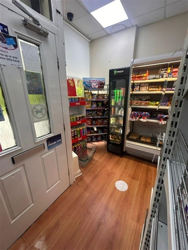 LICENSED CONVENIENCE STORE / SANDWICH BAR WINSFORD CHESHIRE
