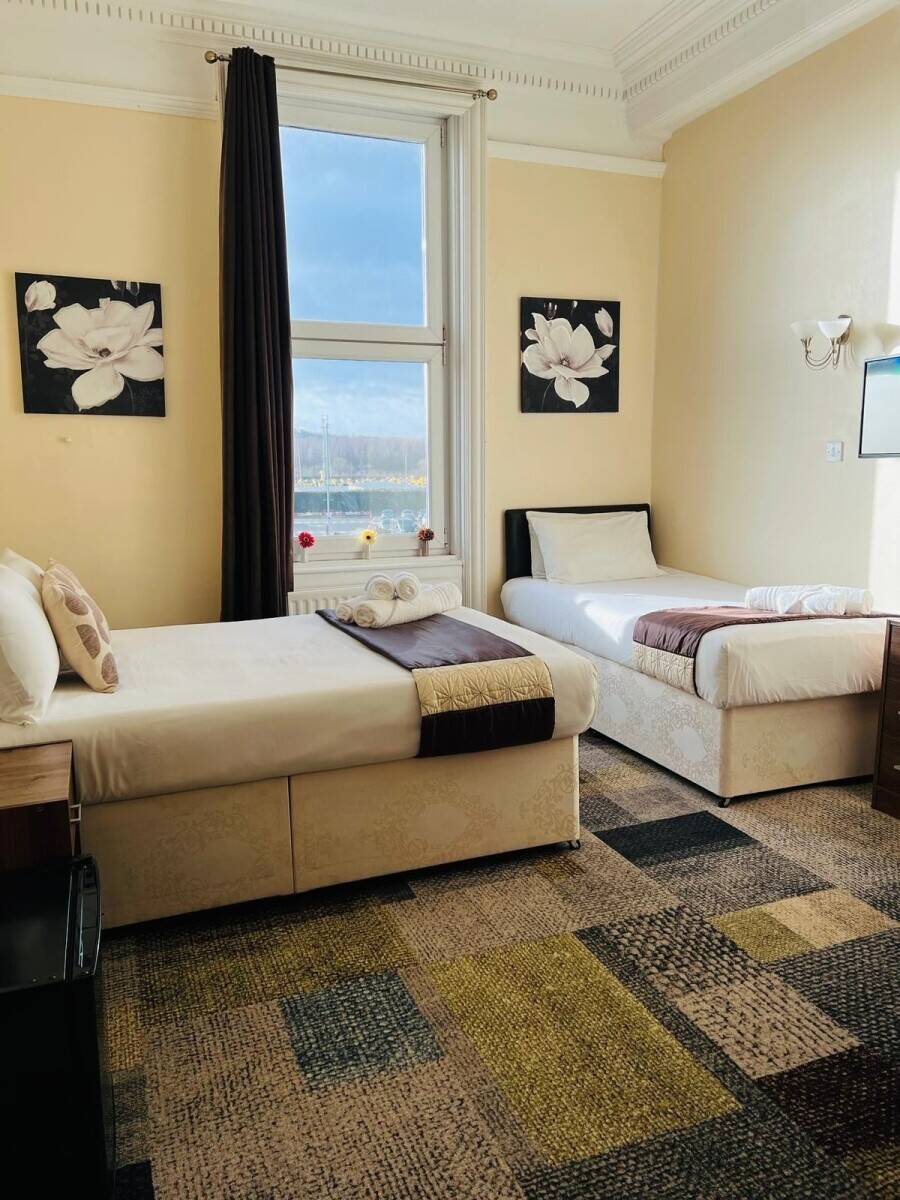 Hotel for sale in Birtley Tyne and Wear Photo 13