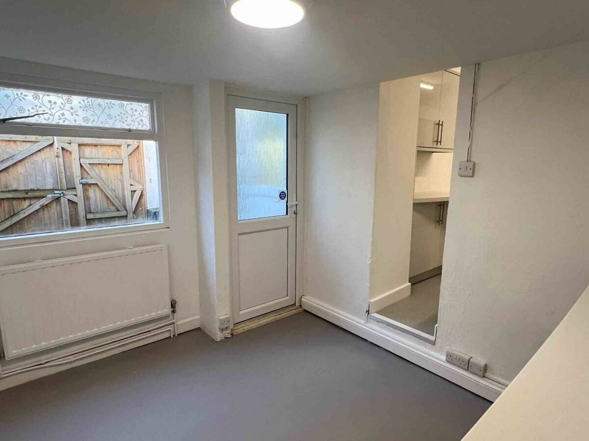 A Fantastic Turn-key Investment Property in Paignton For Sale