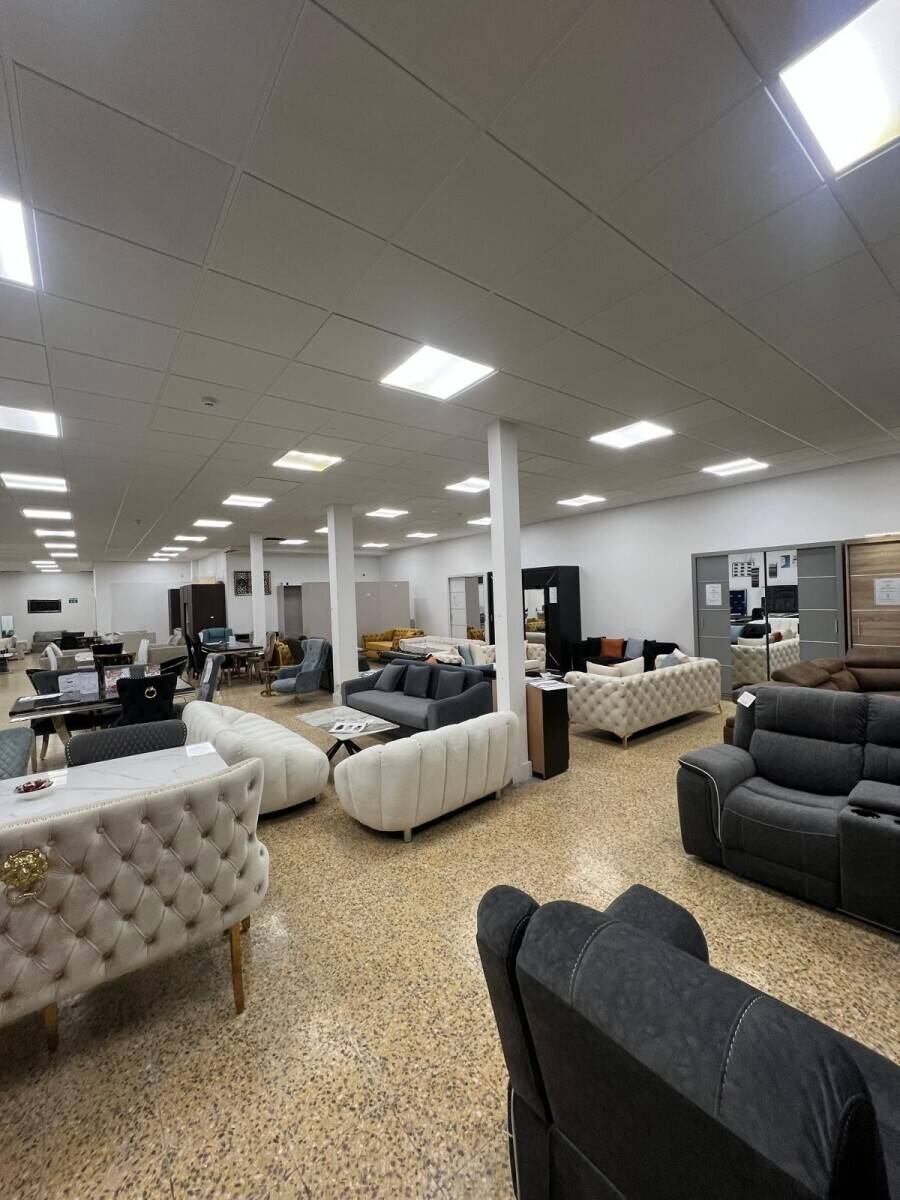 Furniture showroom Photo 12