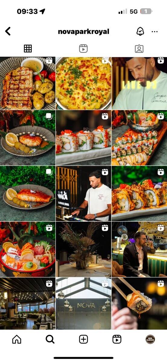 Japanese and burger restaurant by the river in Greenwich for sale