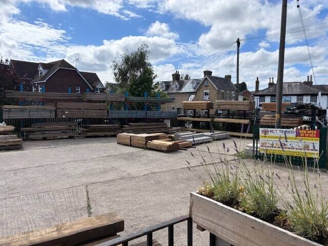 LEASEHOLD TIMBER & FENCING SUPPLIERS