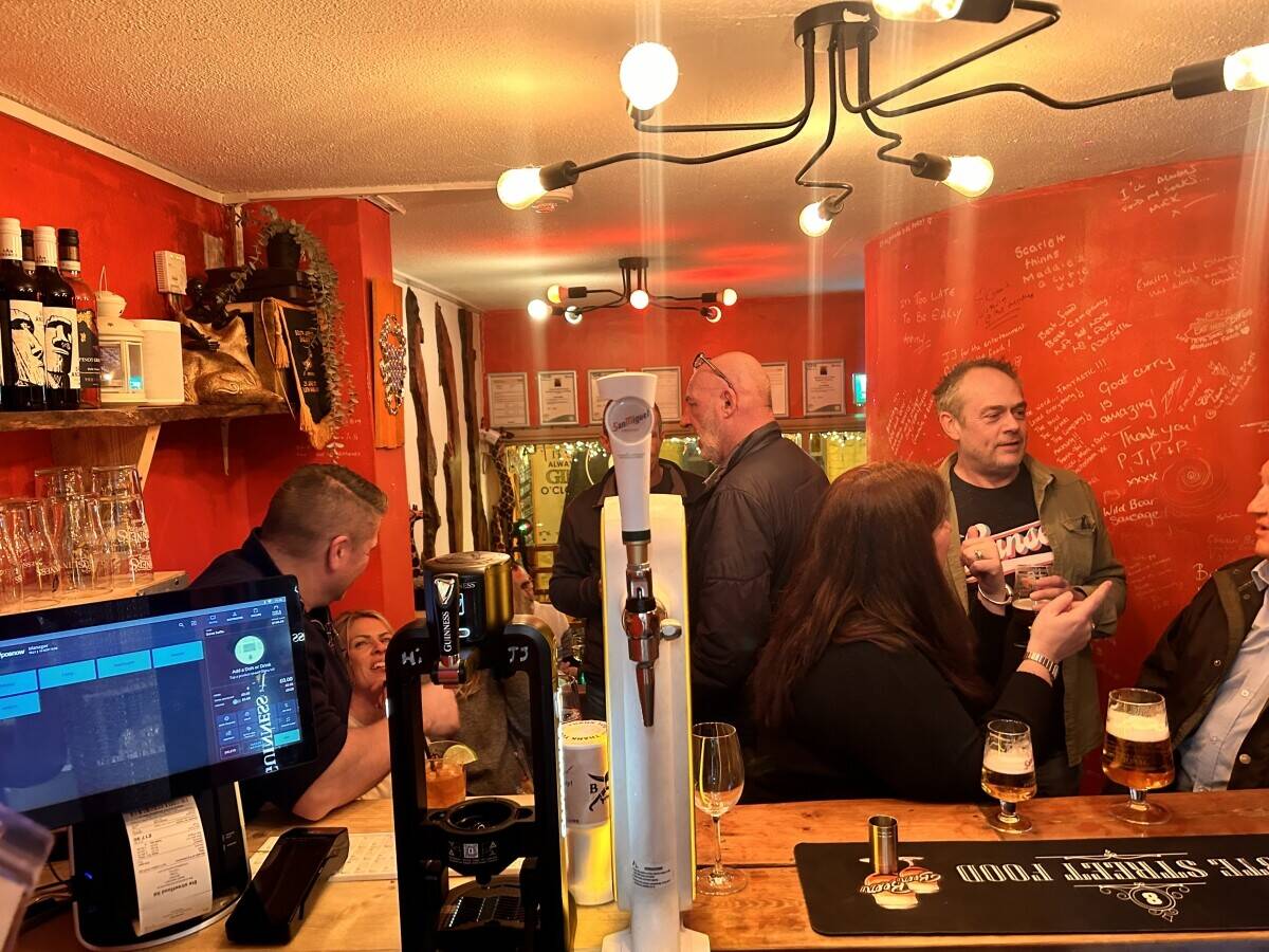 Small quirky street food and bar buisness in Brixham Photo 13