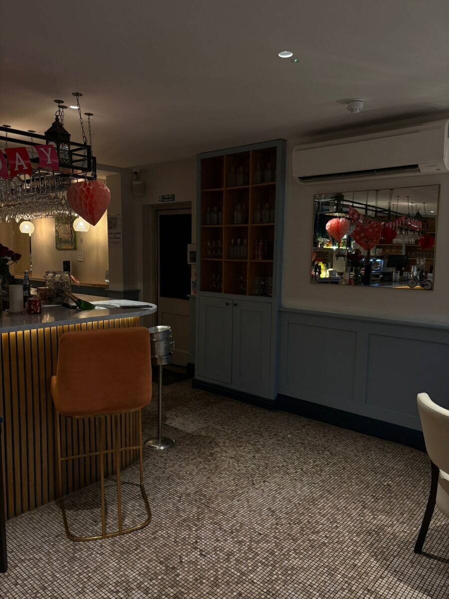 British Restaurant For Sale in Weybridge