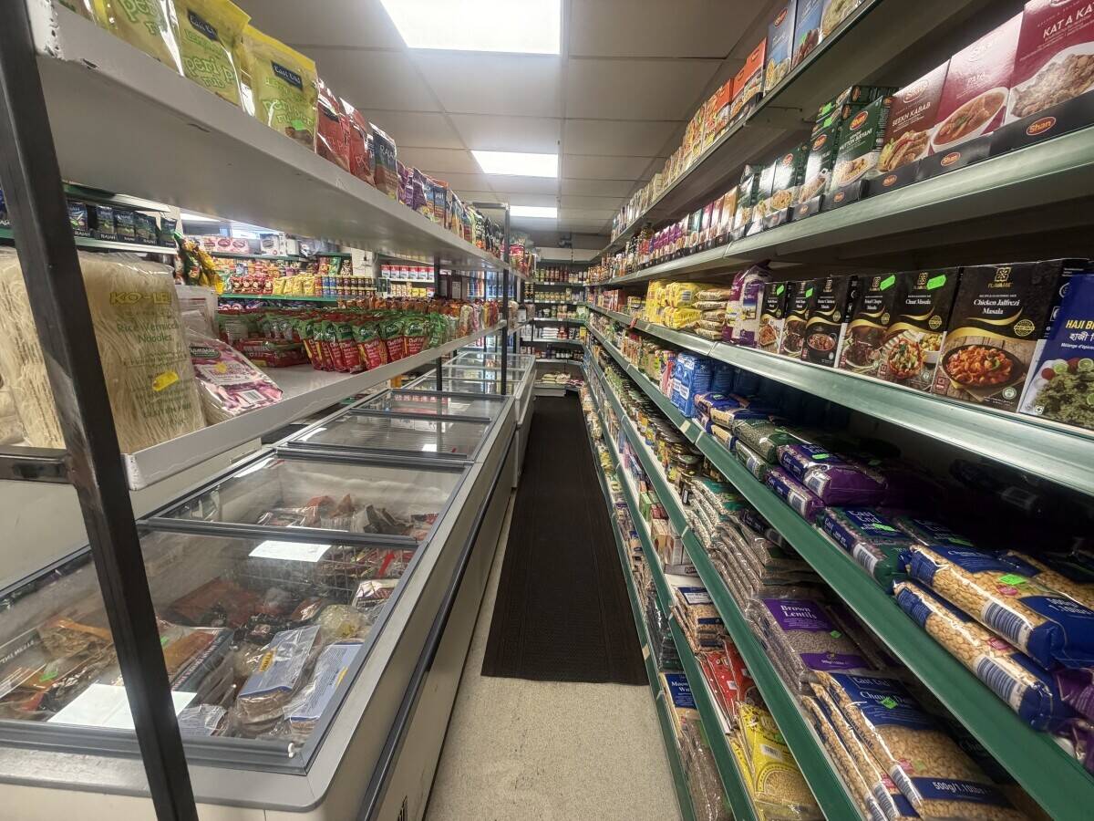 Grocery & Halal Butchers Store &ndash; &pound;10K Weekly Sales &ndash; No Business Rates &ndash; Walsall Photo 12
