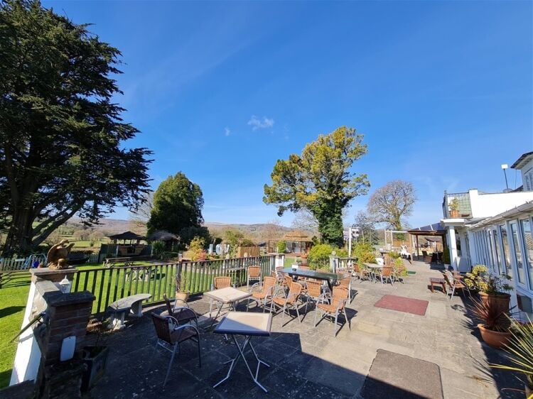 Country Hotel & Established Wedding Venue For Sale in Newton Abbot Photo 13