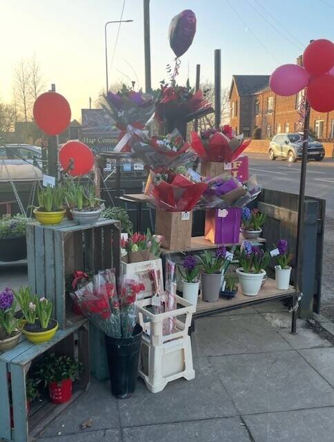 Leasehold Established Florist Flowers Cards Plants Gifts Business Westhoughton Bolton For Sale