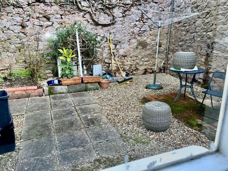 Freehold 7 Bedroom Guest House Located In Torquay, Devon