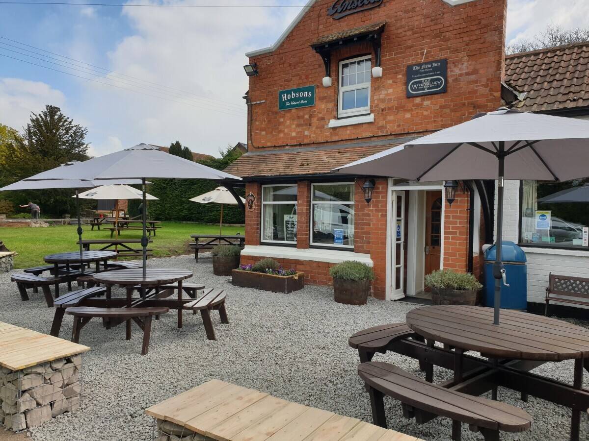 HEREFORDSHIRE - WELL-ESTABLISHED, CHARACTER, COTTAGE STYLE PUB IN PRIME VILLAGE LOCATION Photo 13