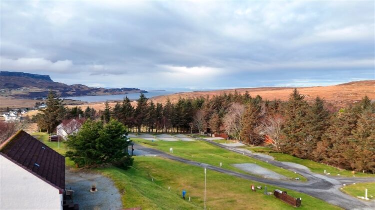 Staffin Caravan & Camping Site with Detached 5-Bedroom House & Self-Catering Accommodation