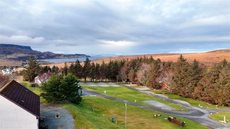 Staffin Caravan & Camping Site with Detached 5-Bedroom House & Self-Catering Accommodation Photo 13