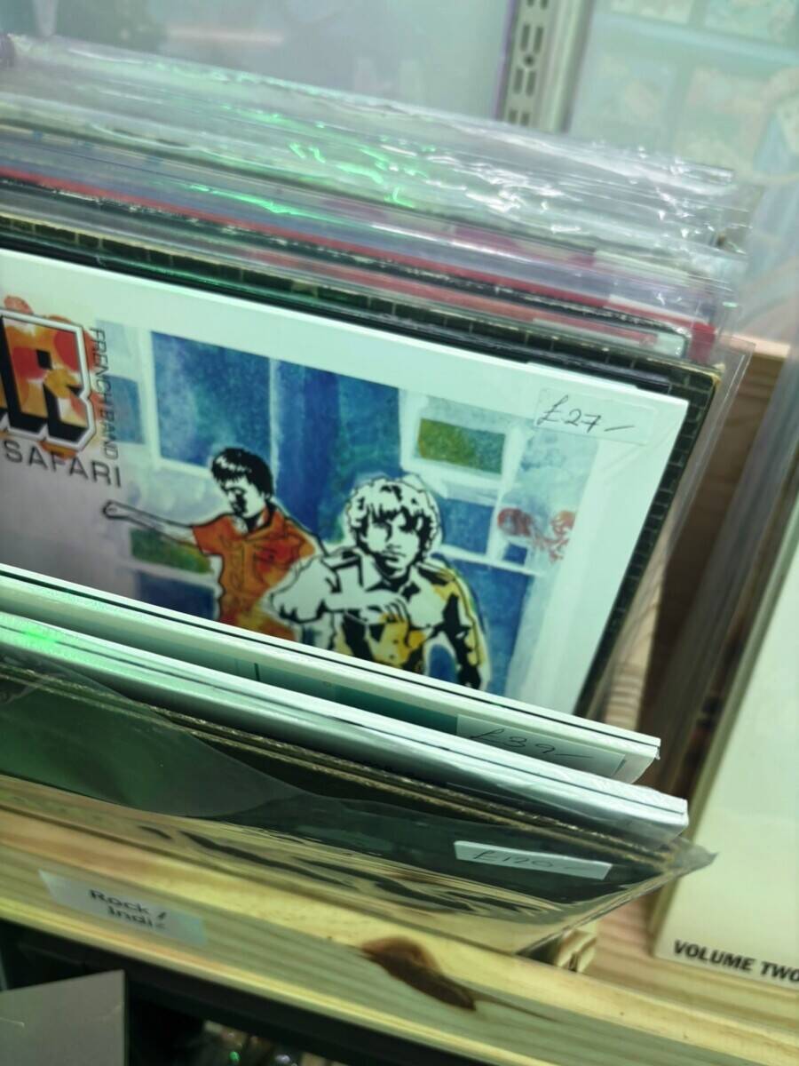 INDEPENDENT RECORDS & RETRO CULTURE STORE–FOR SALE – SEVENOAKS/TONBRIDGE AREA Photo 13