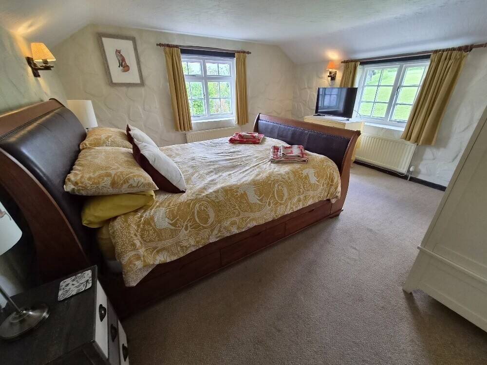 Highly Profitable & Unique Self Catering Devon Holiday Let With Separate 2 Bedroom Owner's House Photo 13