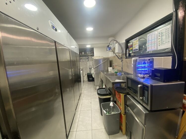 Busy, Popular, Spacious Greek Restaurant Kingston Upon Thames, SW London