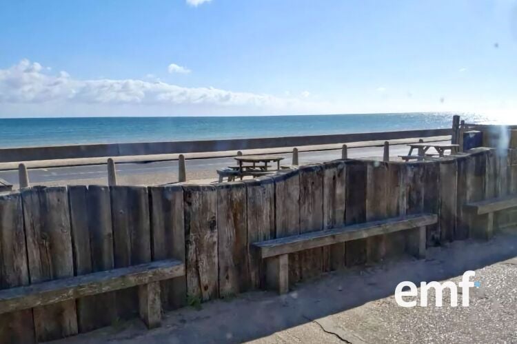 Popular Seaside Freehold Fish & Chip Shop Photo 13