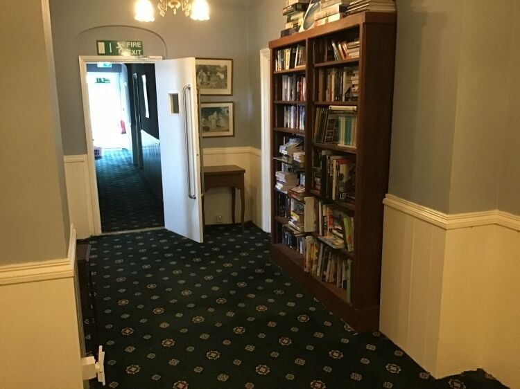 LICENSED HOTEL/GUEST HOUSE, TALGARTH Photo 13