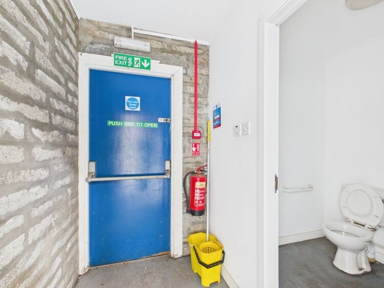 Three-Phase Powered Elgin Industrial Unit Available To Lease