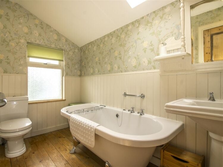 Glencanisp (Self Catering Business) Photo 13