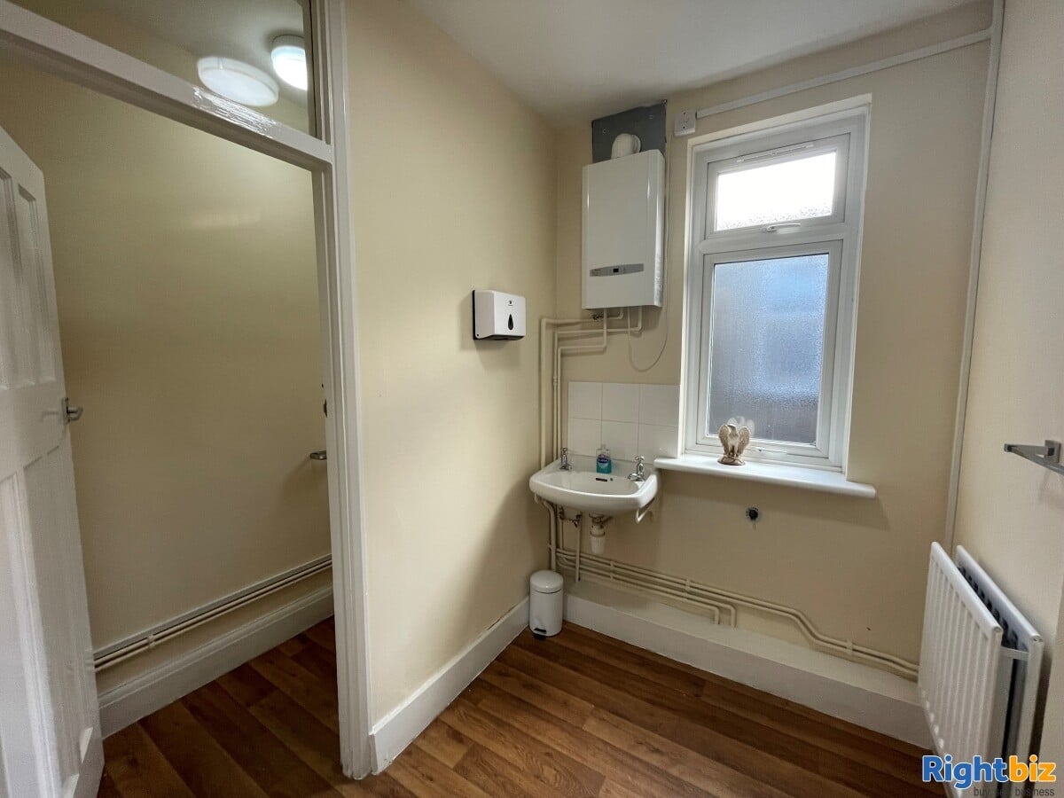 Whole Building Lease Woolwich for sale Photo 14