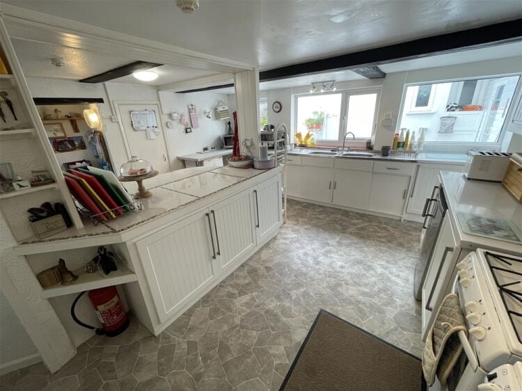 Outstanding South Devon Guest House For Sale in Paignton
