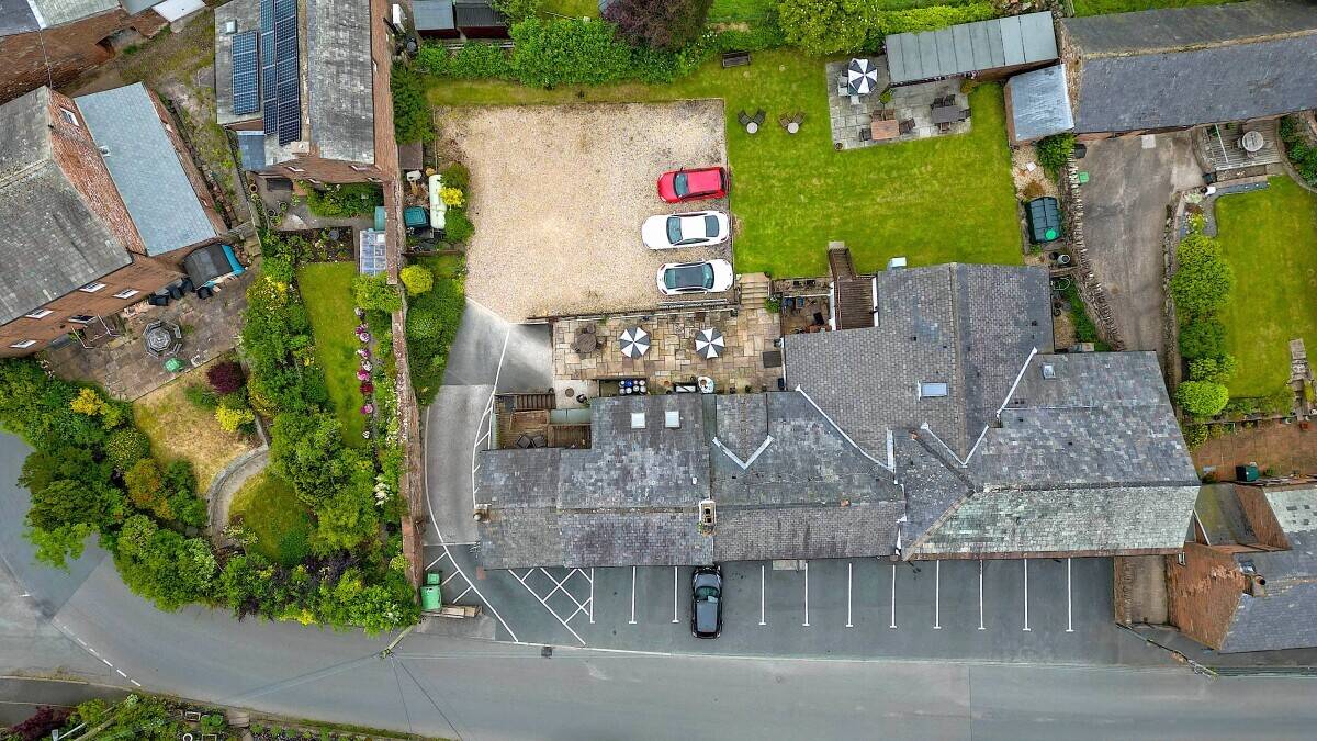 CUMBRIA - 17TH  INN LOCATED IN THE EDEN VALLEY Photo 14
