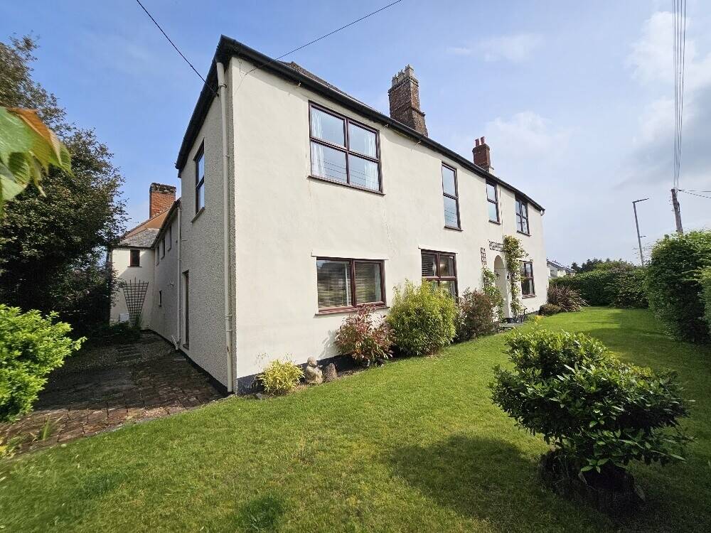 Impressive & Refurbished Bed & Breakfast/Holiday Let, With Full Residential Planning Consent