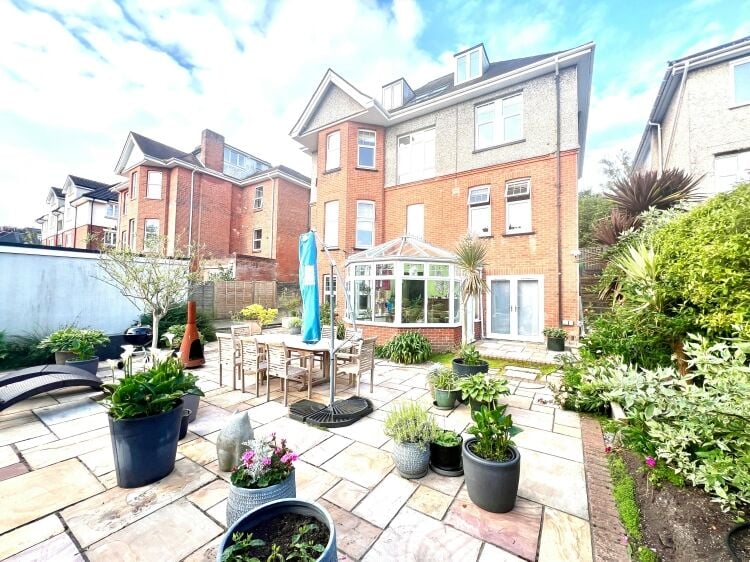 High Quality Home & Income Self-Catering Holiday Letting Business in Much Sought-After Alum Chine