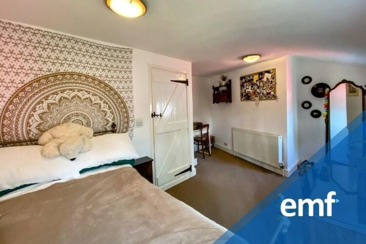 NEW PRICE > Freehold Commercial & Residential Investment