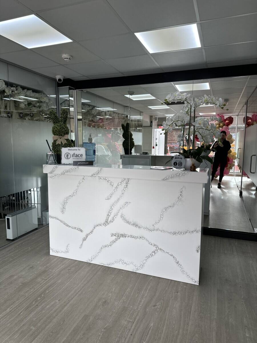 Established beauty salon Manchester Photo 14