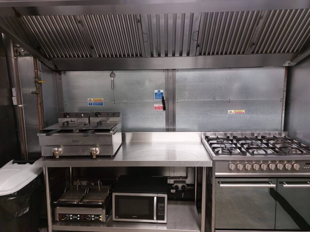 Takeaway Business for &pound;20,000 In The Royal Town of Sutton Coldfield Photo 13