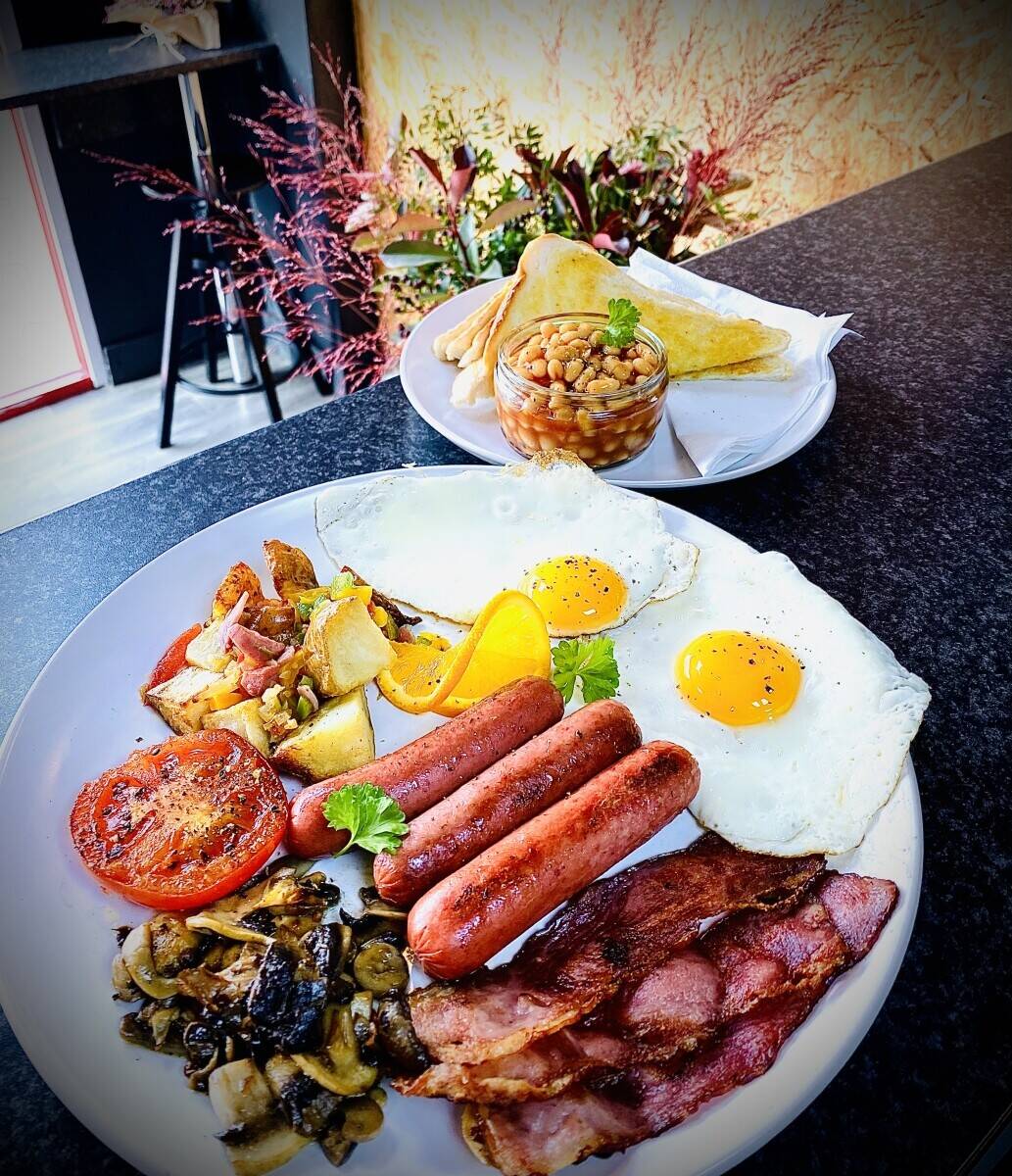 Cafe for sale central Birmigham Photo 14