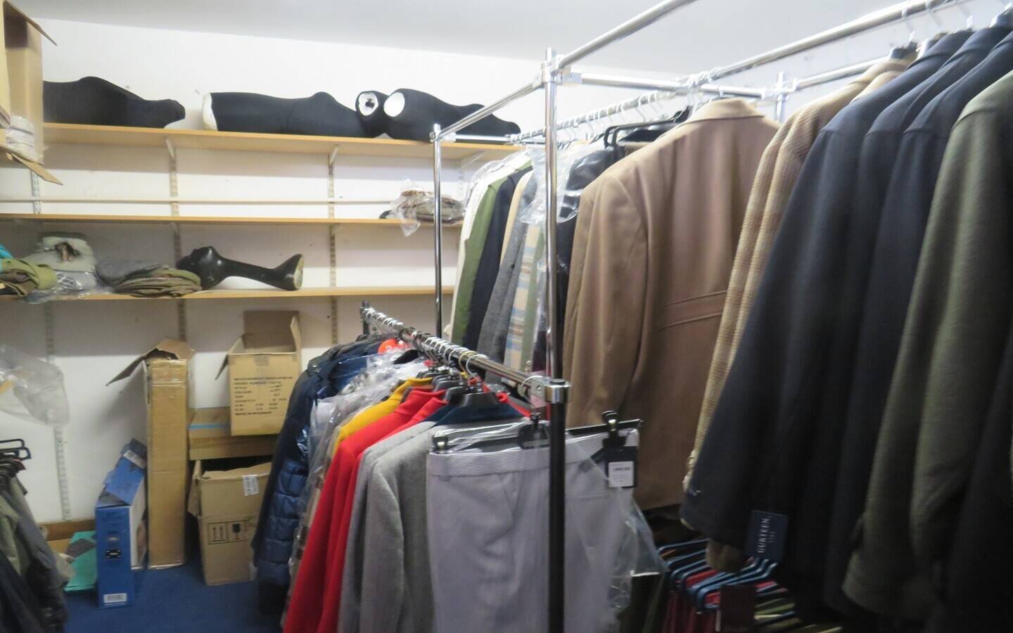 Established, Very Popular Country Fashion and Accessories Business