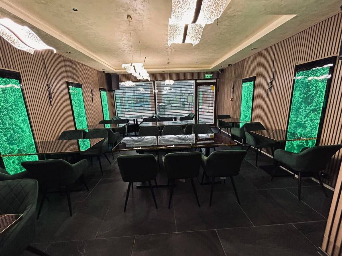 Greek/Romanian/english restaurant for sale in harlow Photo 14