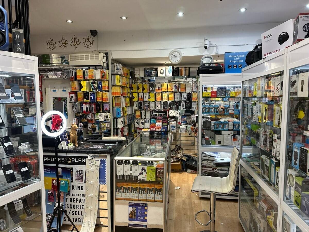 Cell phone shop in Boston lincolnshire