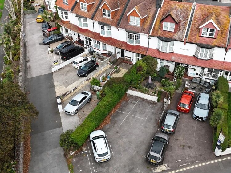 Immaculate and well appointed Guest House For Sale For Sale in Paignton