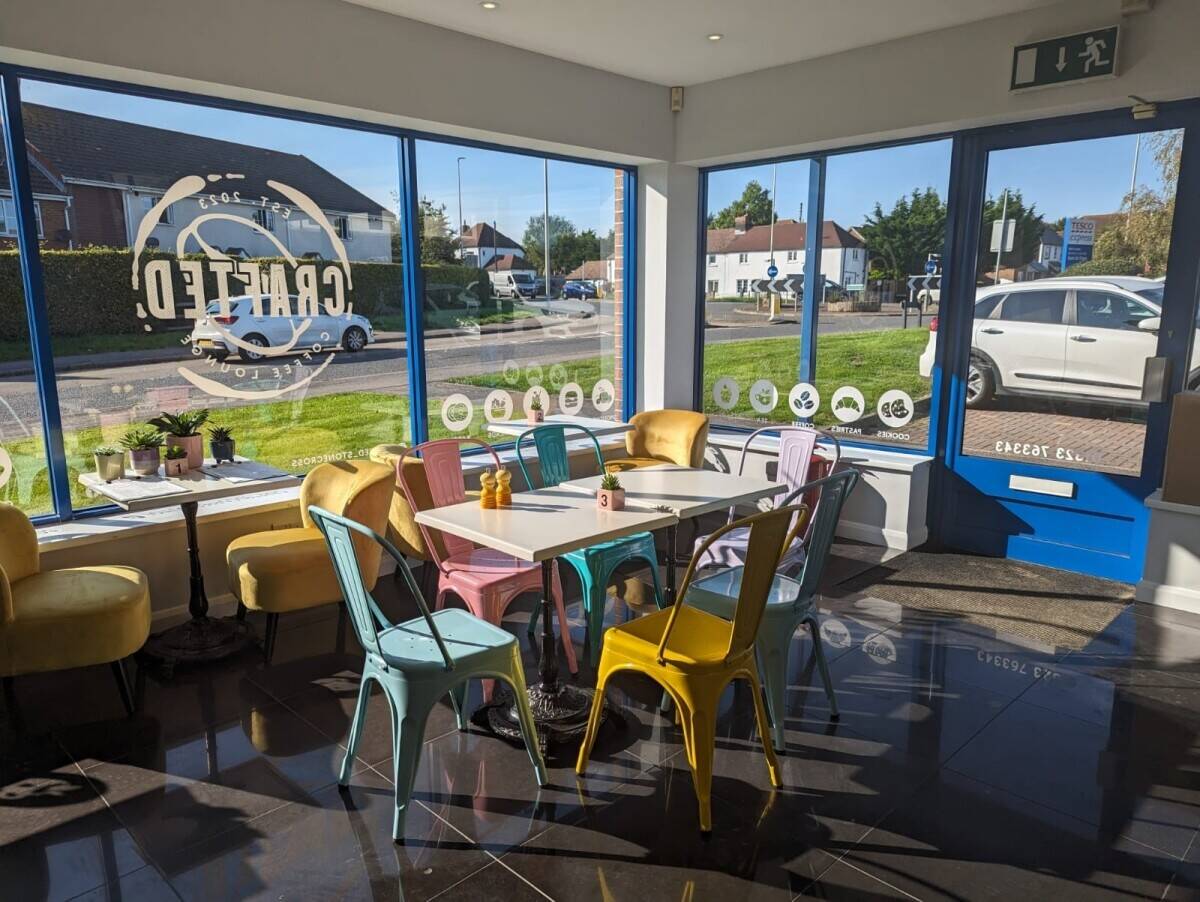 Popular Coffee Shop in a unique and sought after location Photo 15