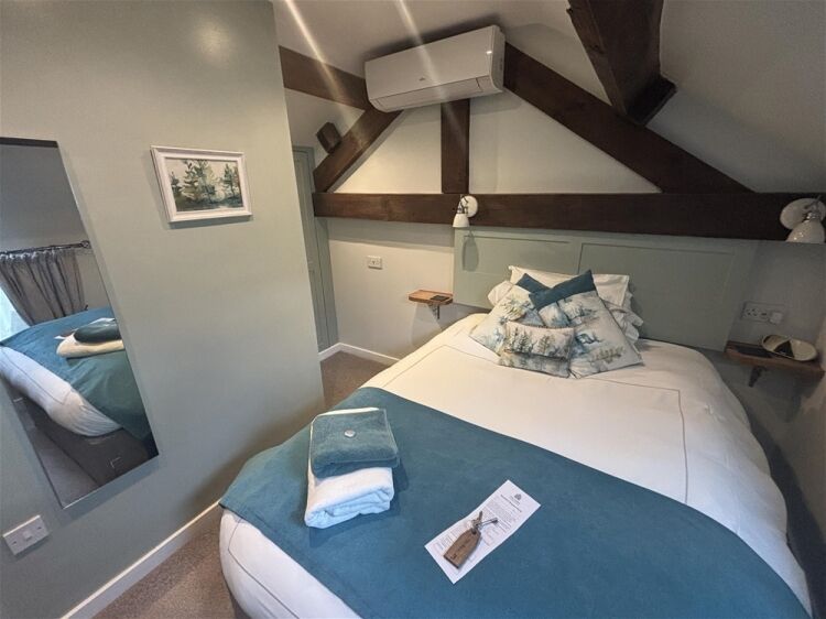 House For Sale in Leeds