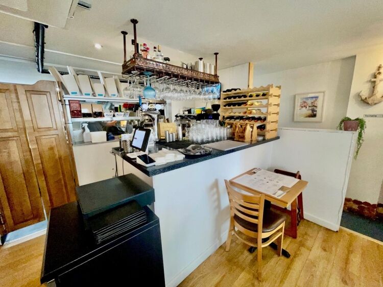 Leasehold Fish & Chip Restaurant Located In St Ives, Cornwall Photo 14