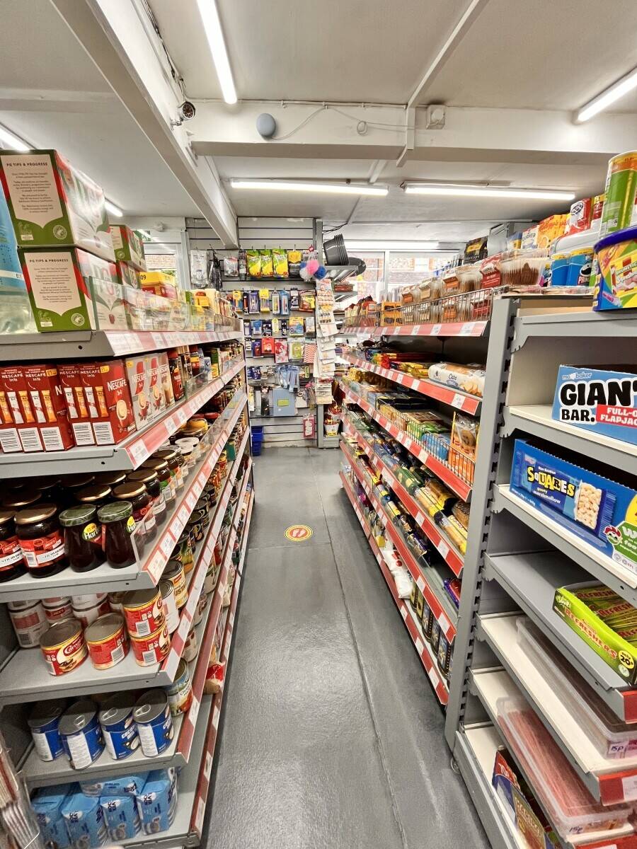 Freehold Off-Licences Convenience Store in Reading Photo 8